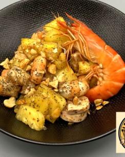 Crevettes à l'ananas et au poulet